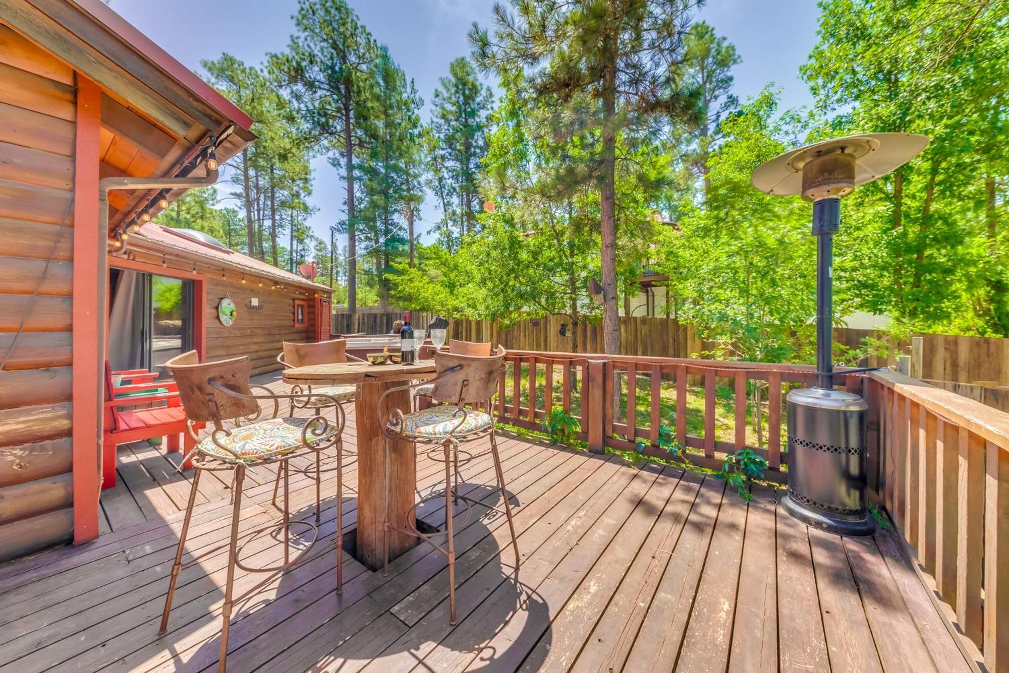 Unique Bear Country Cabin In Ruidoso With Hot Tub! Exterior photo